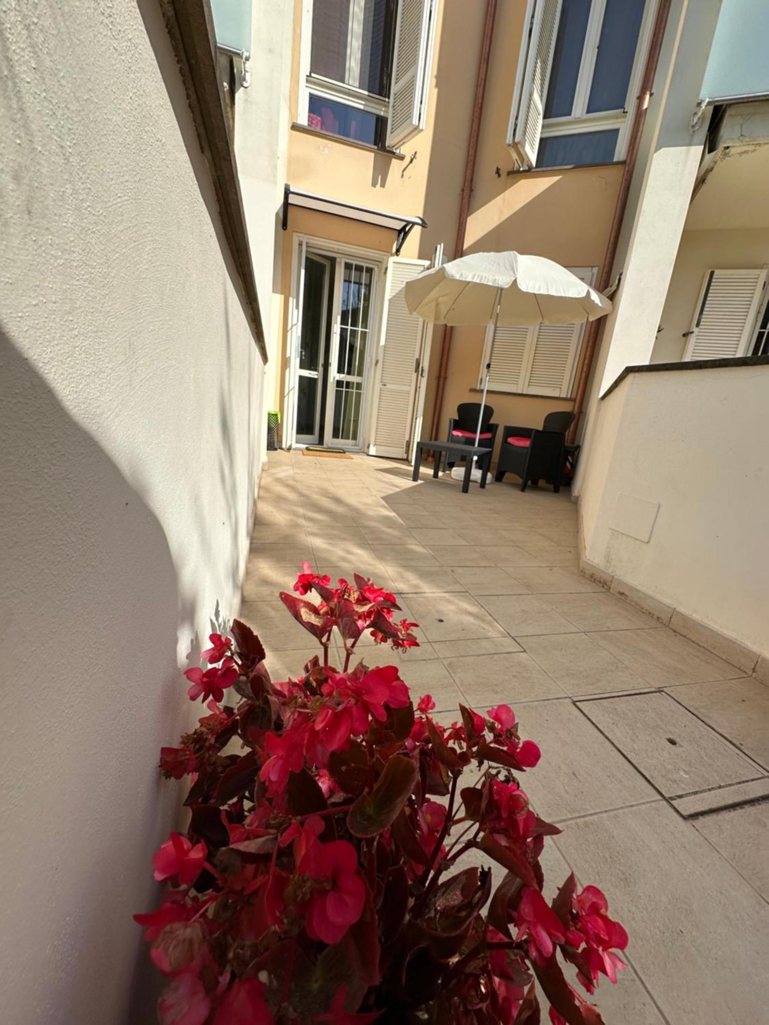 La Kasina Hotell Livorno Eksteriør bilde